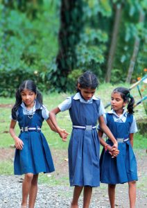 Sheila, Meena und Manju besuchen die Aluva Blindenschule in Kerala. (Foto: WBH)